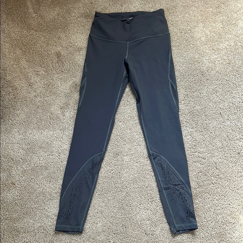 Victoria’s Secret knockout purple-gray  Leggings